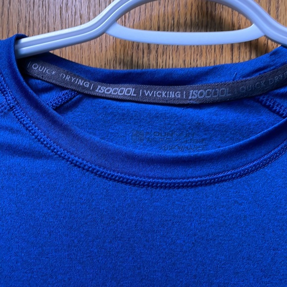 Mountain Warehouse Men’s Isocool, moisture wicking, quick drying t-shirt. - Picture 2 of 3